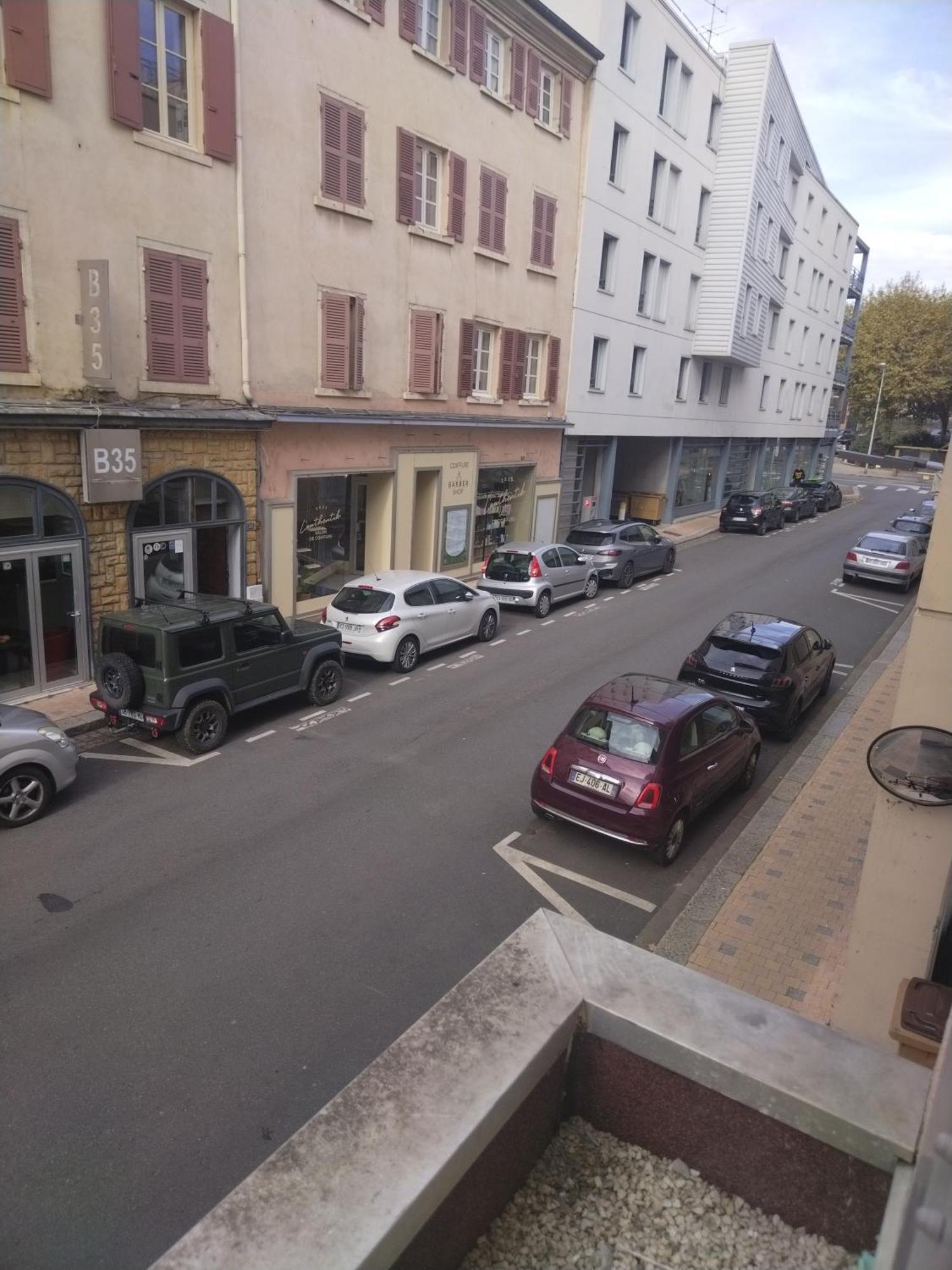 Kyriad Villefranche Sur Saone Exteriör bild